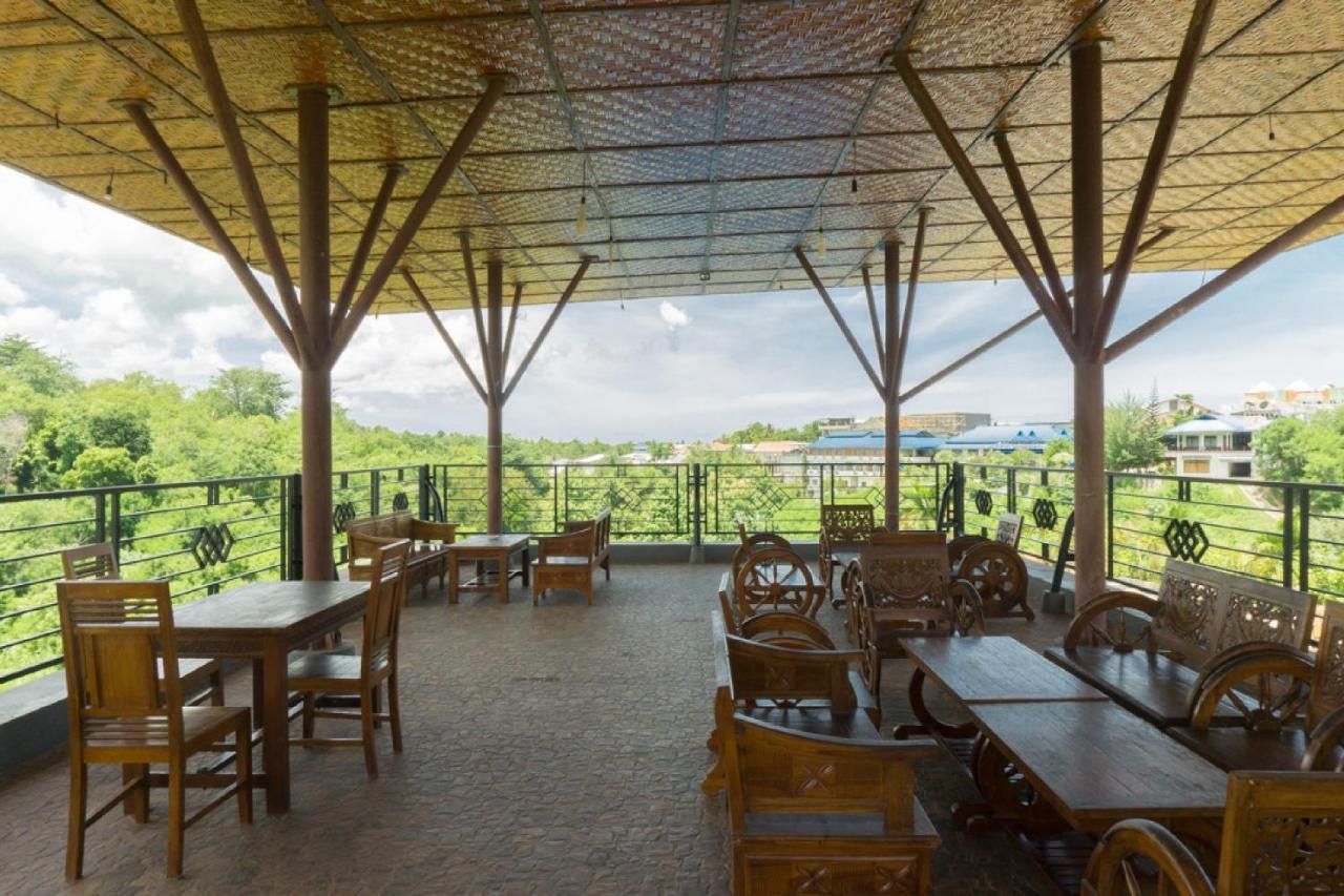 Hotel Reddoorz @ Tambolaka Sumba Lokokaki Exterior foto