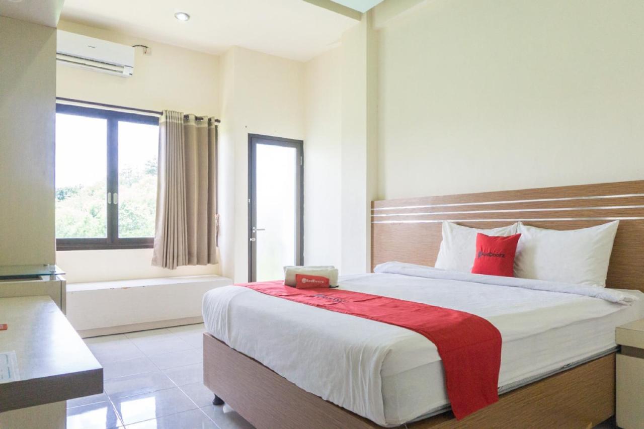 Hotel Reddoorz @ Tambolaka Sumba Lokokaki Exterior foto